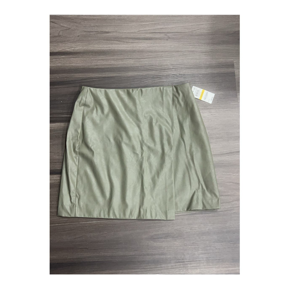 Bar III Green Faux Leather Skirt